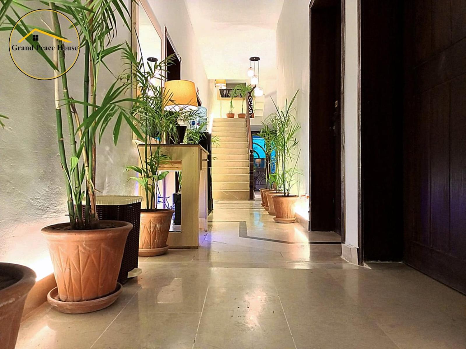 Grand Peace House I Bed & Breakfast Islamabad Exterior photo